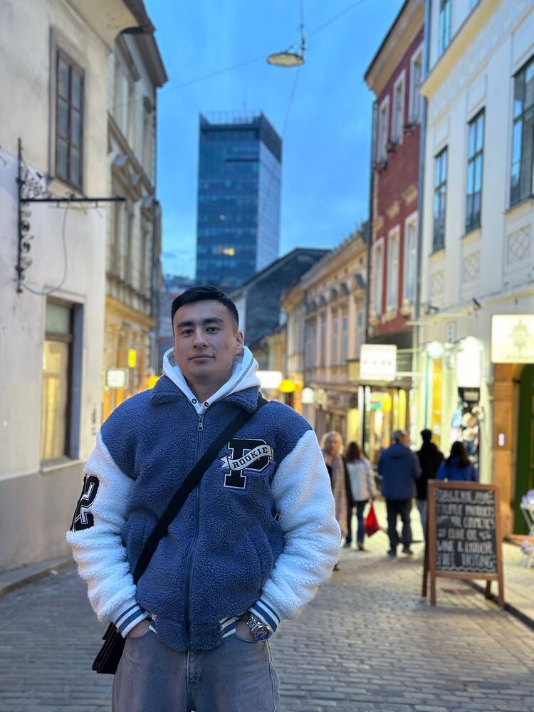  ,   , 24 ,   ,   