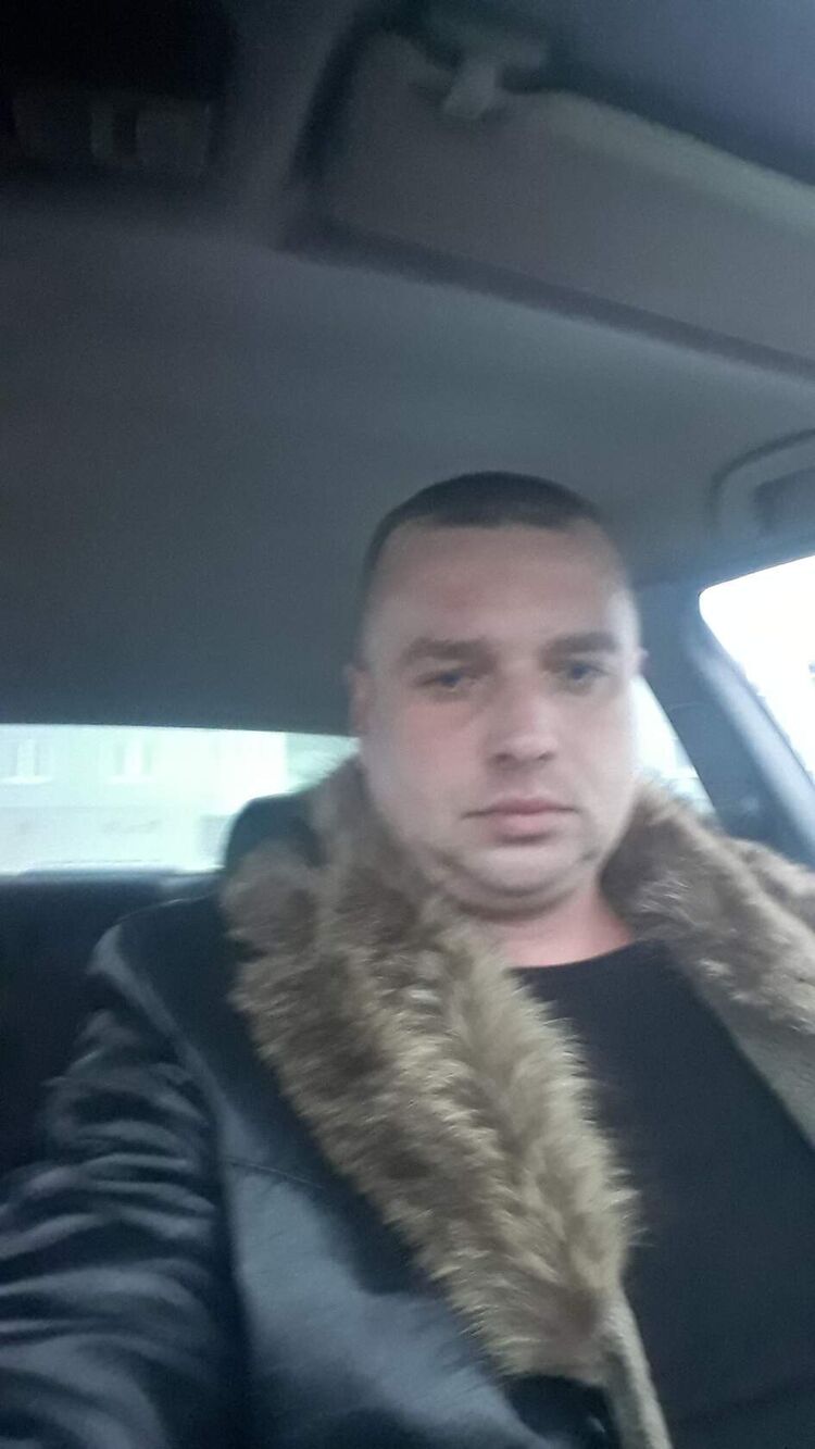  44826041  , 40 ,    