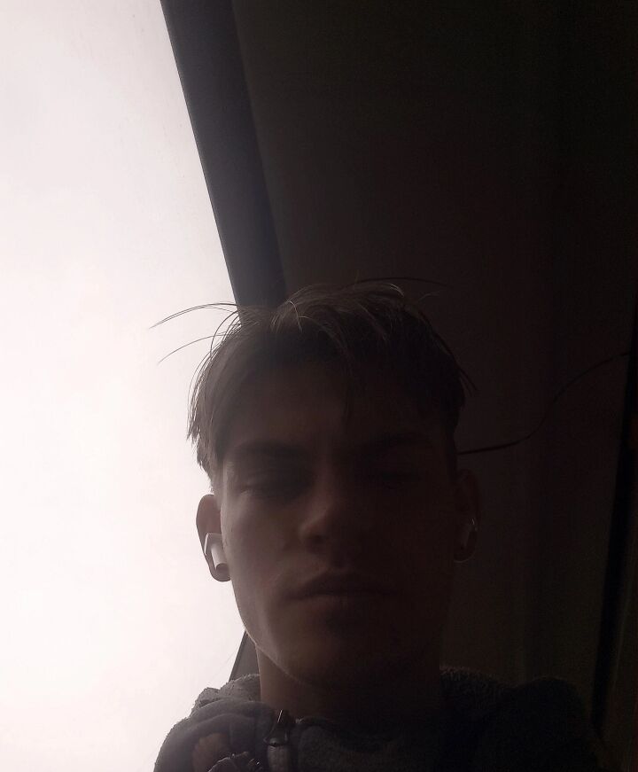  39611611  , 23 ,    