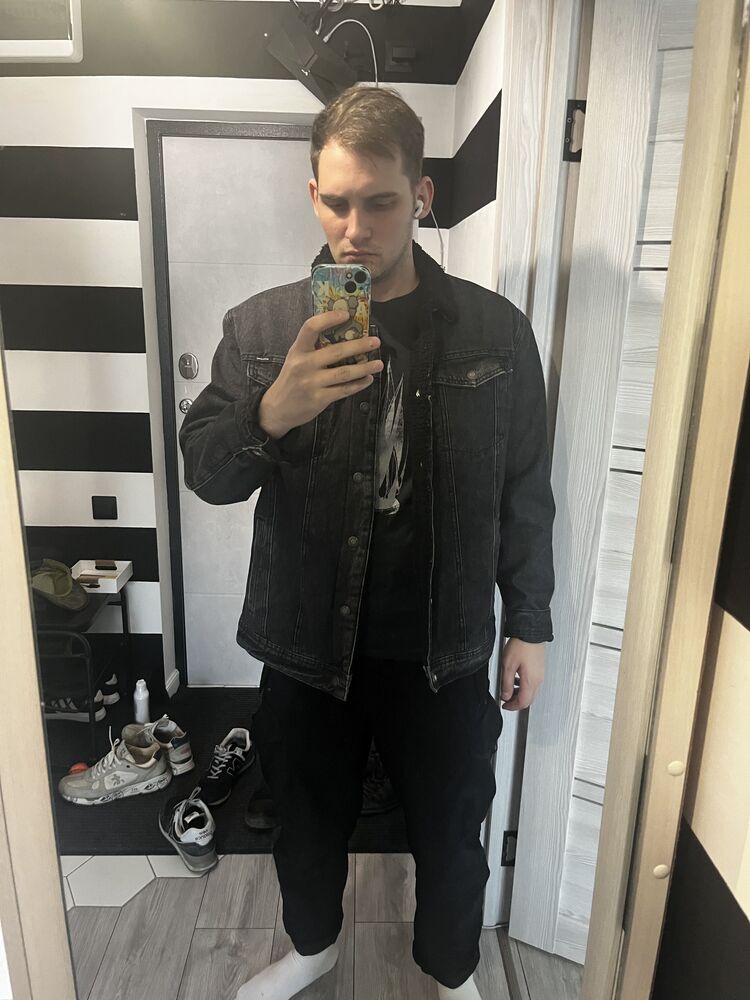  46373861  , 26 ,    