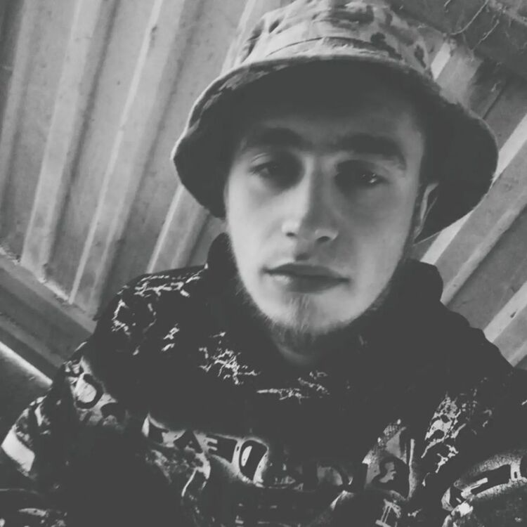  ,   Sergio, 24 ,   ,   , 