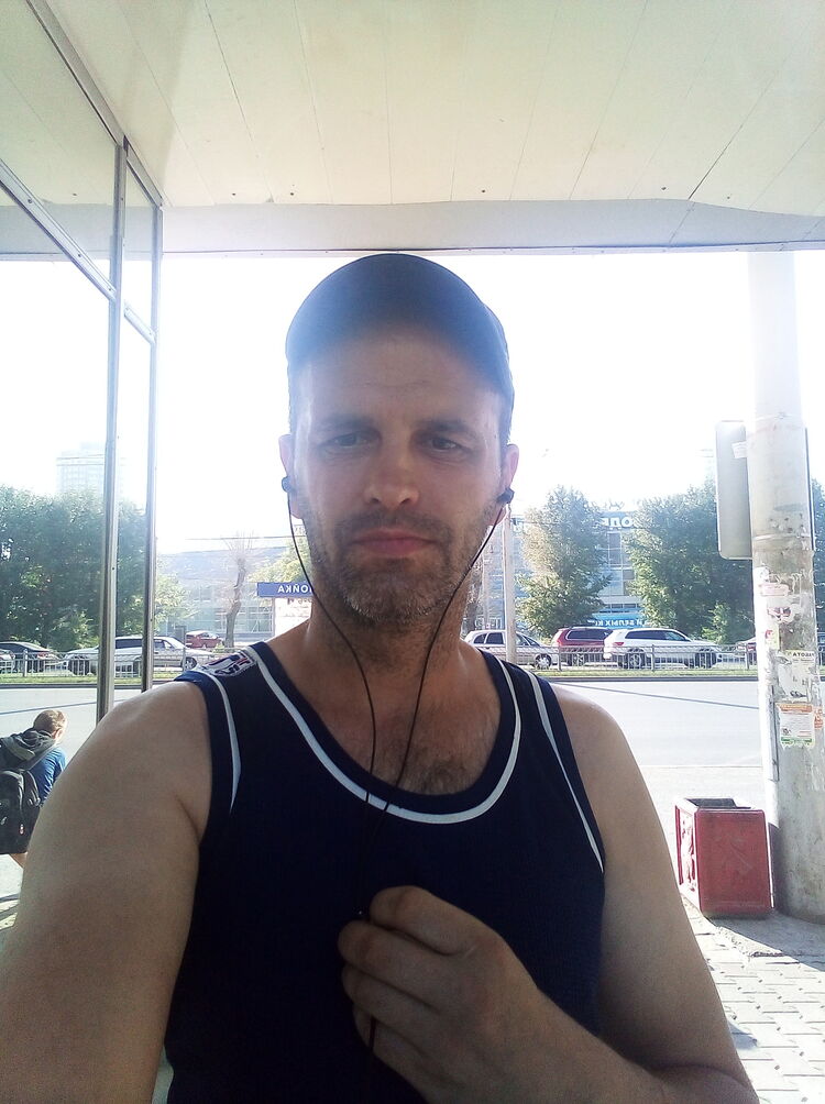  23300951  , 48 ,    