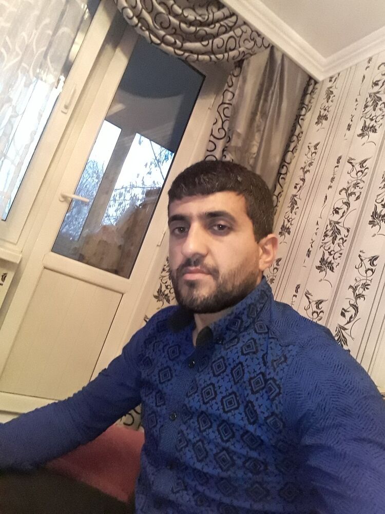  ,   Maqaq, 32 ,   ,   , c 