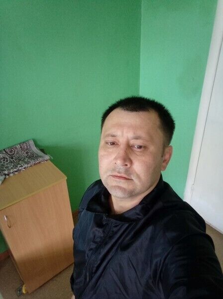  ,   Karas, 36 ,   ,   