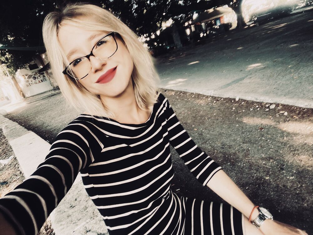  40204151  Sofia, 35 ,    