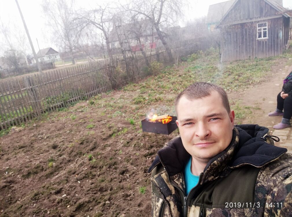  19187751  Igor, 38 ,    