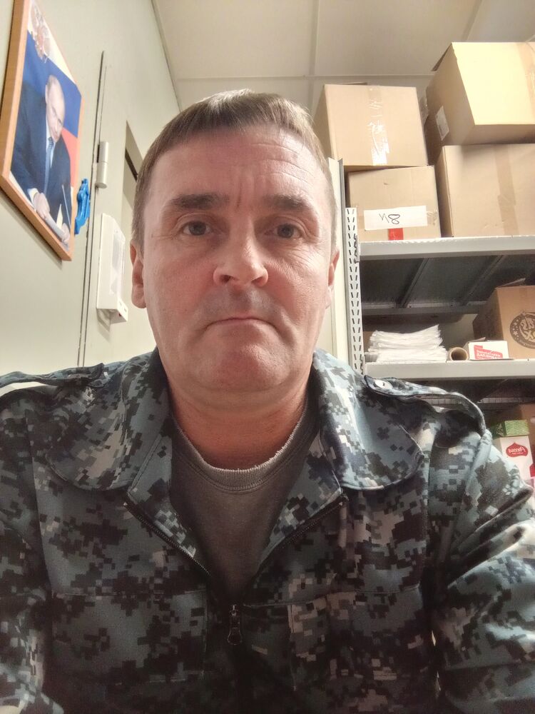  46964521  , 44 ,    