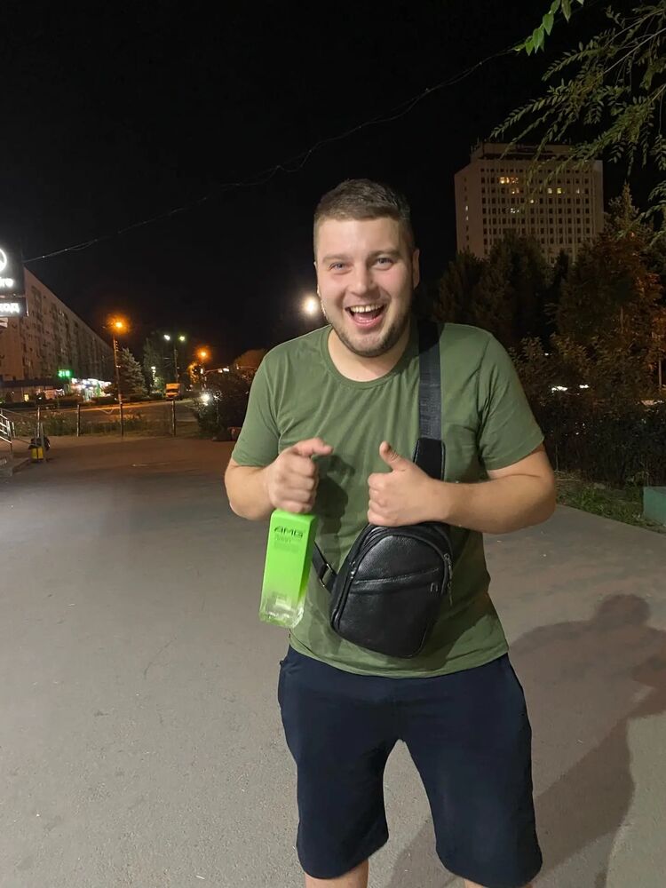  ,   Dmitry, 27 ,   ,   , 