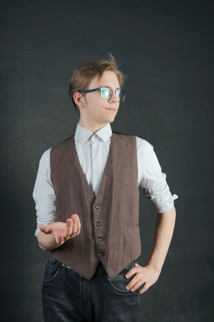  35493041  , 22 ,    -