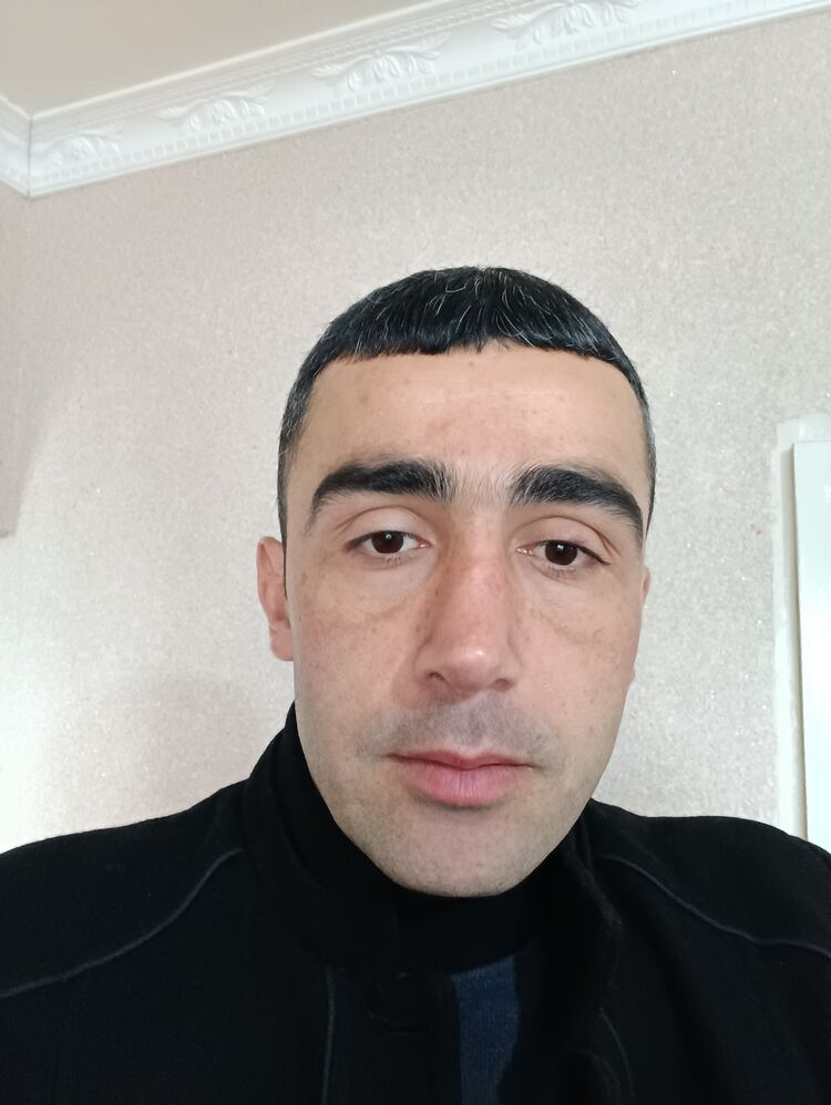  44365991  Nizami, 33 ,    