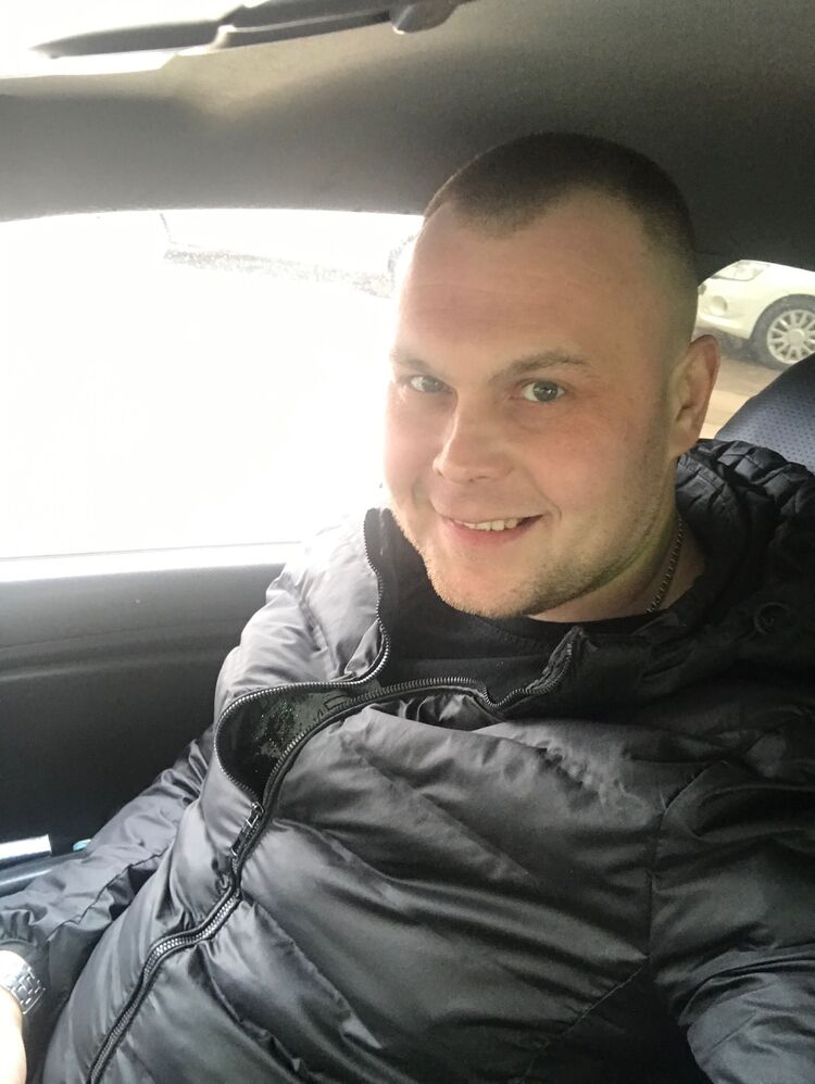  29218301  Dmitriy, 38 ,    