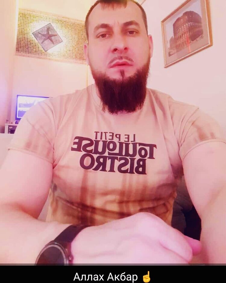  42969081  , 36 ,    