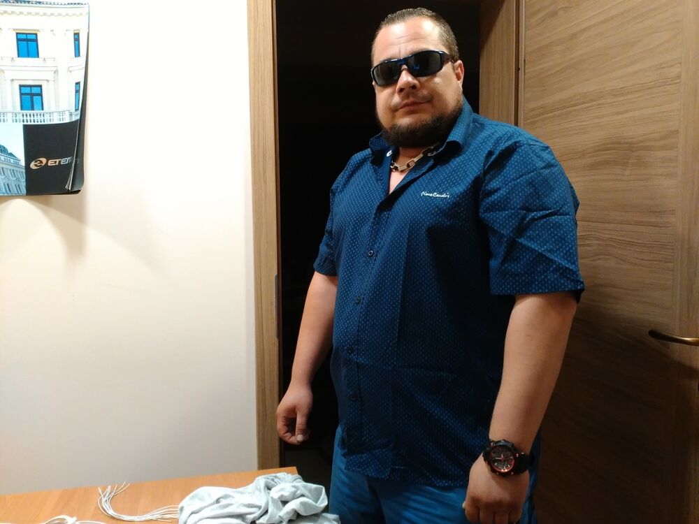 ,   Todor, 45 ,   , 