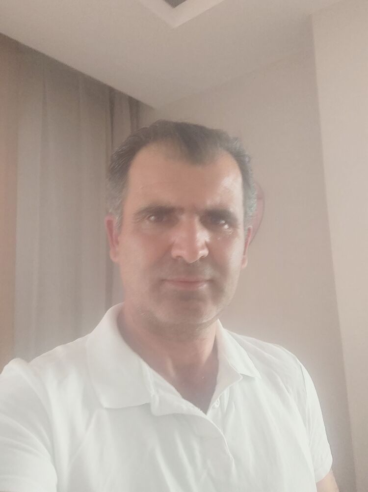  39615071  Cesurada, 49 ,    