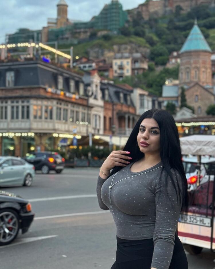  51778271  Liza, 26 ,    