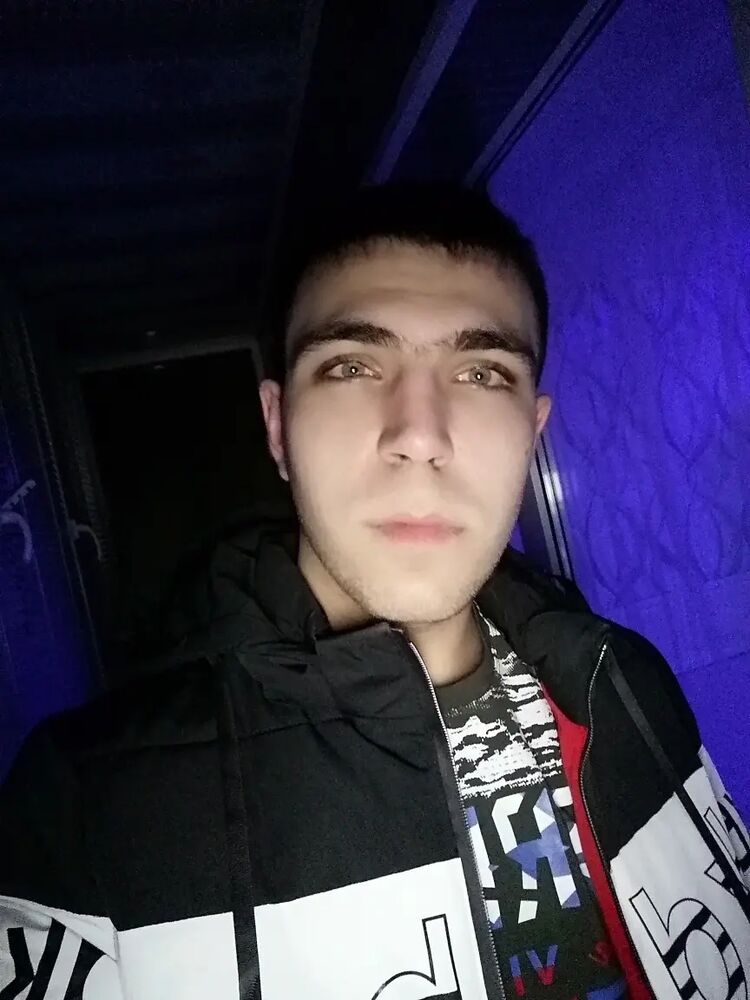  34292591  Pasha, 27 ,     