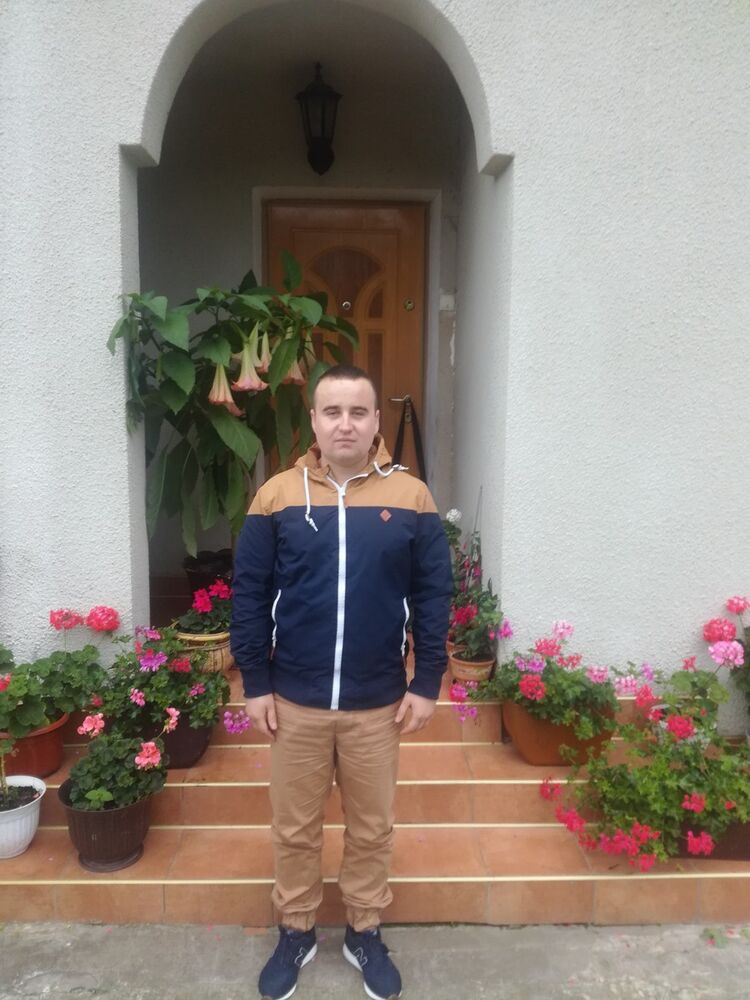  ,   , 32 ,   