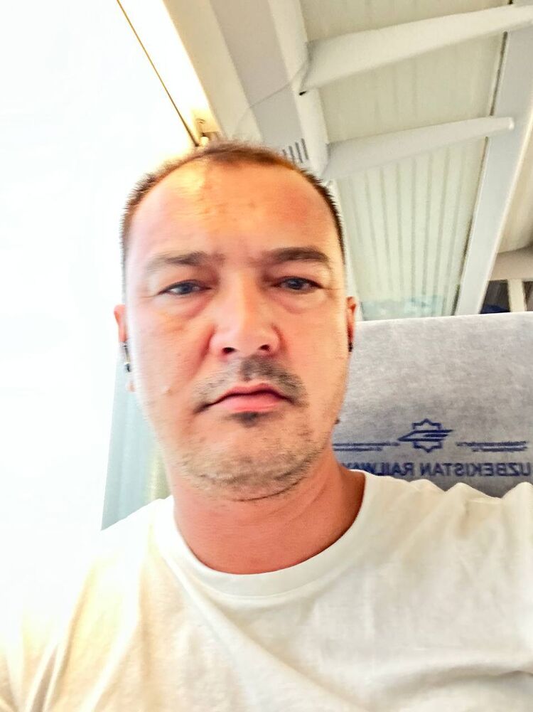  46086251  , 37 ,    