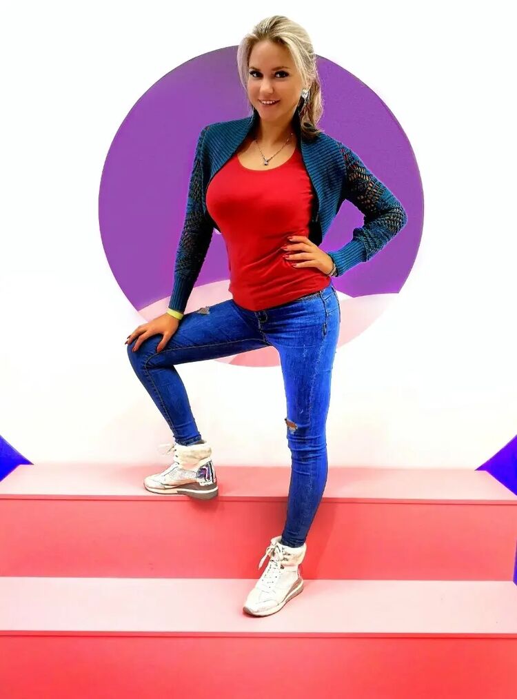  31249151  Irina, 32 ,    