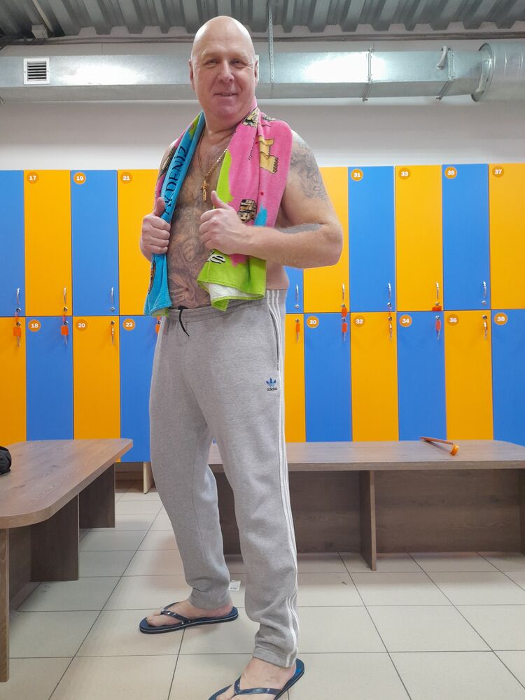  49960521  Vyacheslav, 49 ,    