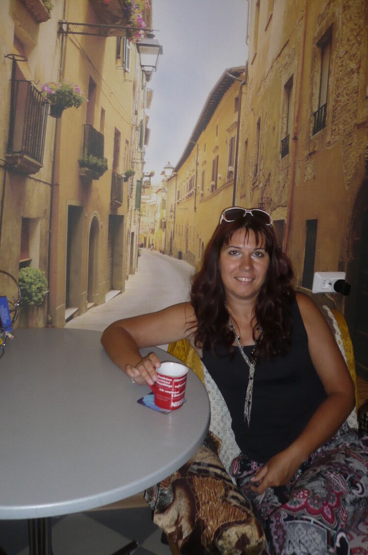  ,   Natali, 48 ,   c 