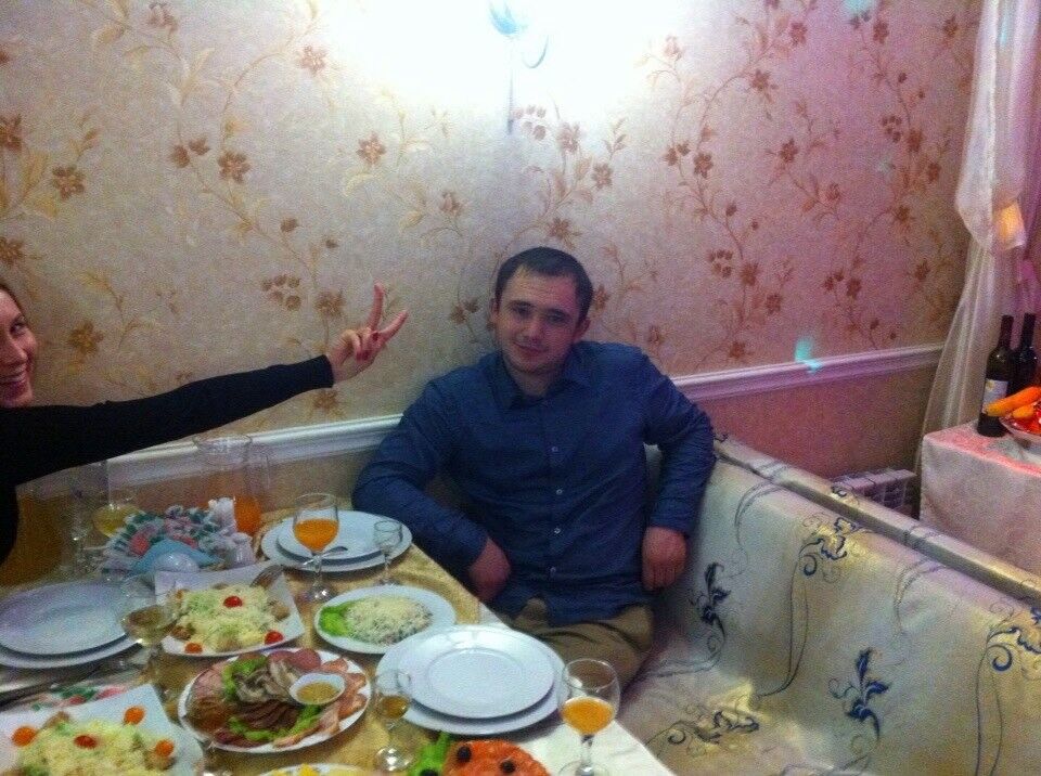  5444471  Ruslan, 37 ,    