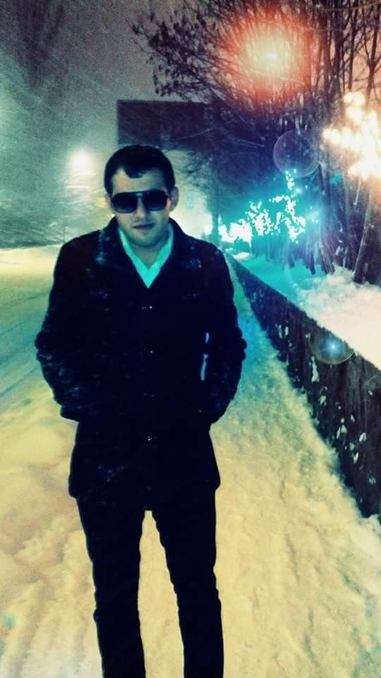  6492811  Vahe, 32 ,    