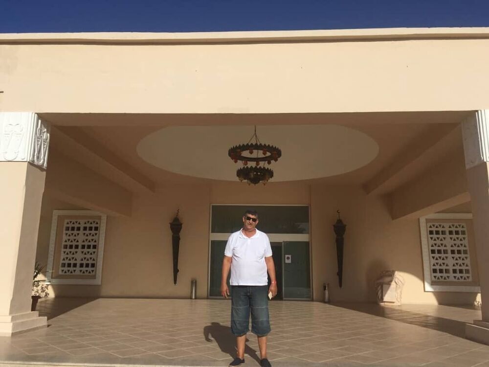  20951631  Kamel, 65 ,    Algiers