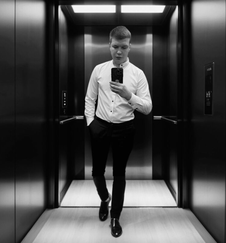  54472741  , 33 ,    -