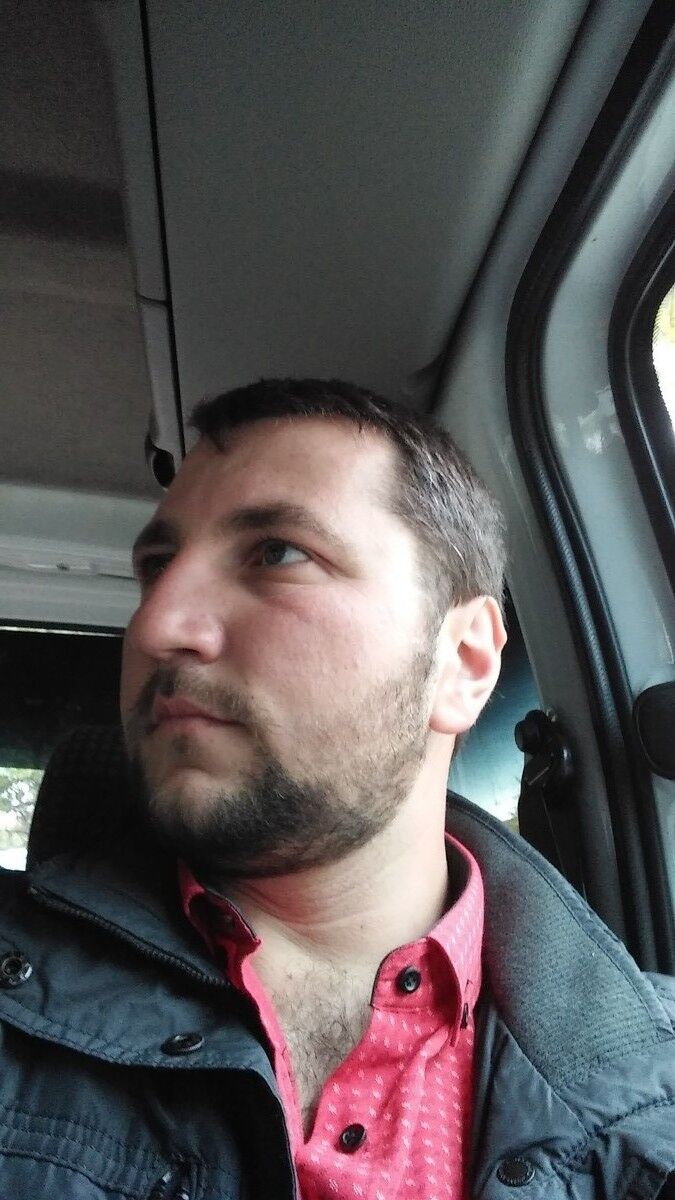  ,   Ivan, 37 ,   