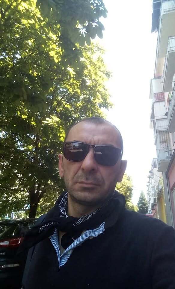  49102291  Ivan, 47 ,    