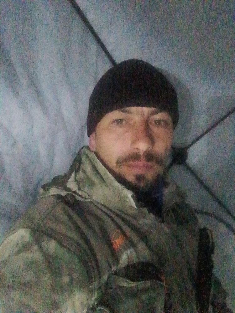 49846921  , 34 ,    