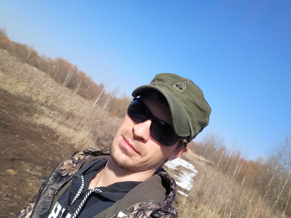  23033021  , 34 ,    