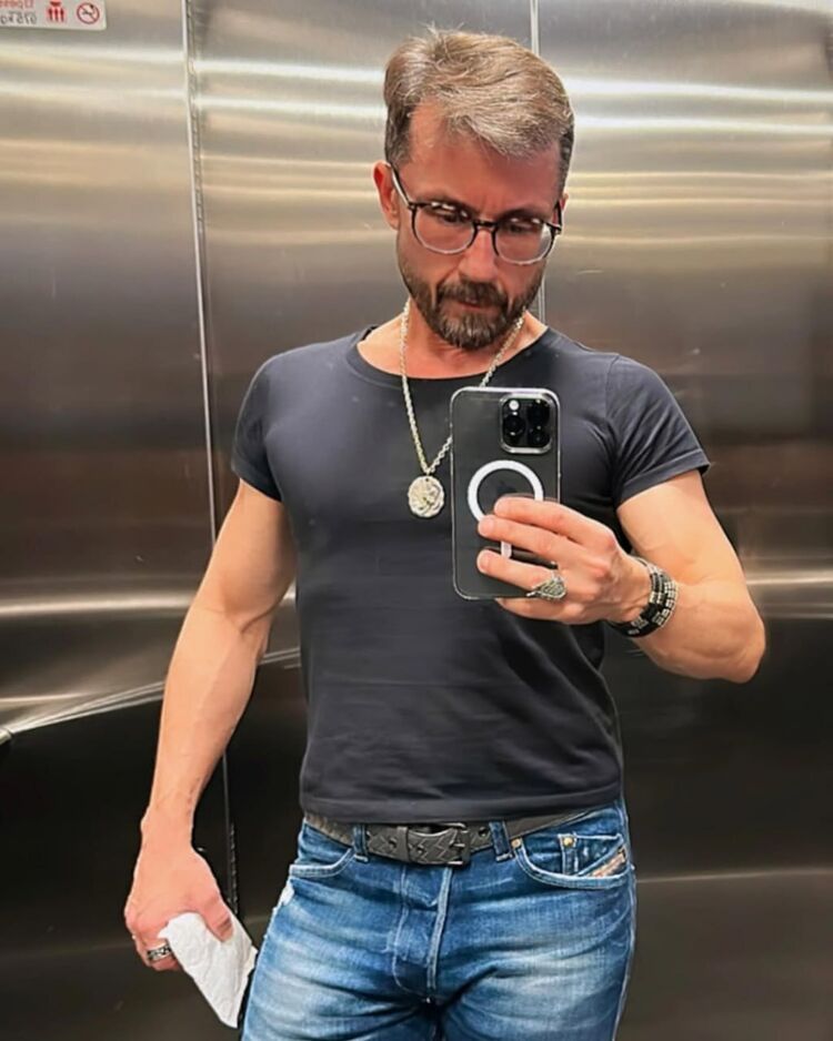  ,   , 44 ,   ,   , c 