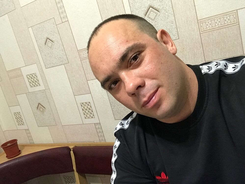  ,   Sasha, 33 ,   ,   , c , 
