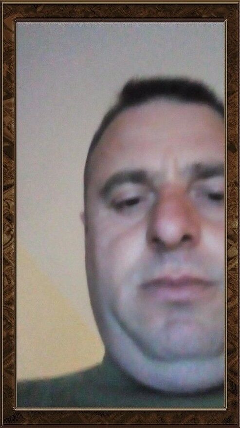 18919701  Ado, 43 ,    Budva