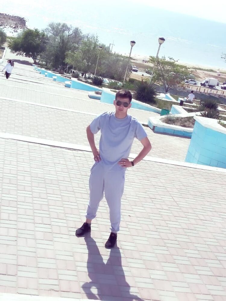  ,   Aktore, 31 ,   ,   
