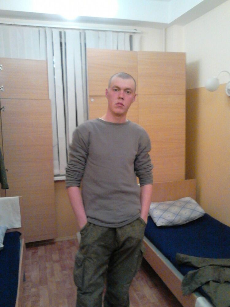  4443171  Alex, 34 ,    