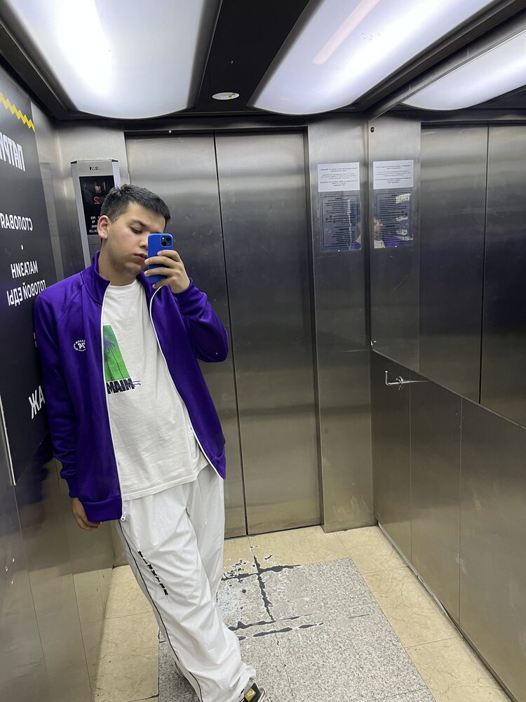 ���� 48272881 ����� �����, 22 ����, ���� ���������� � �������������