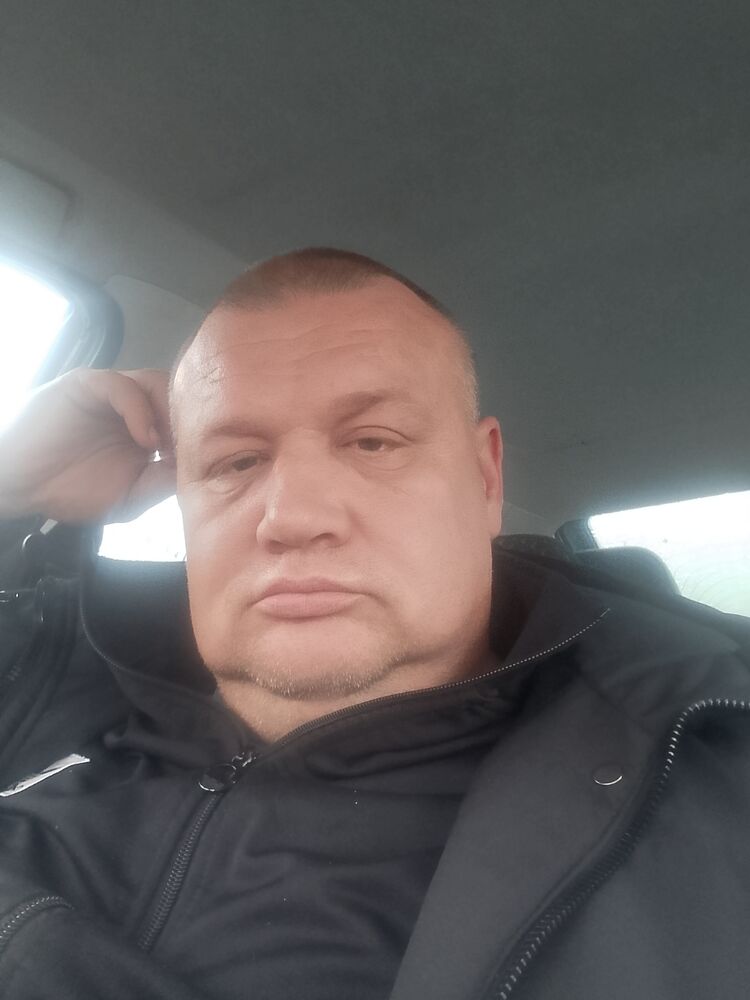  48308461  , 42 ,    
