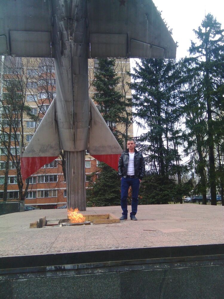  4228331  Ursugrig, 41 ,    