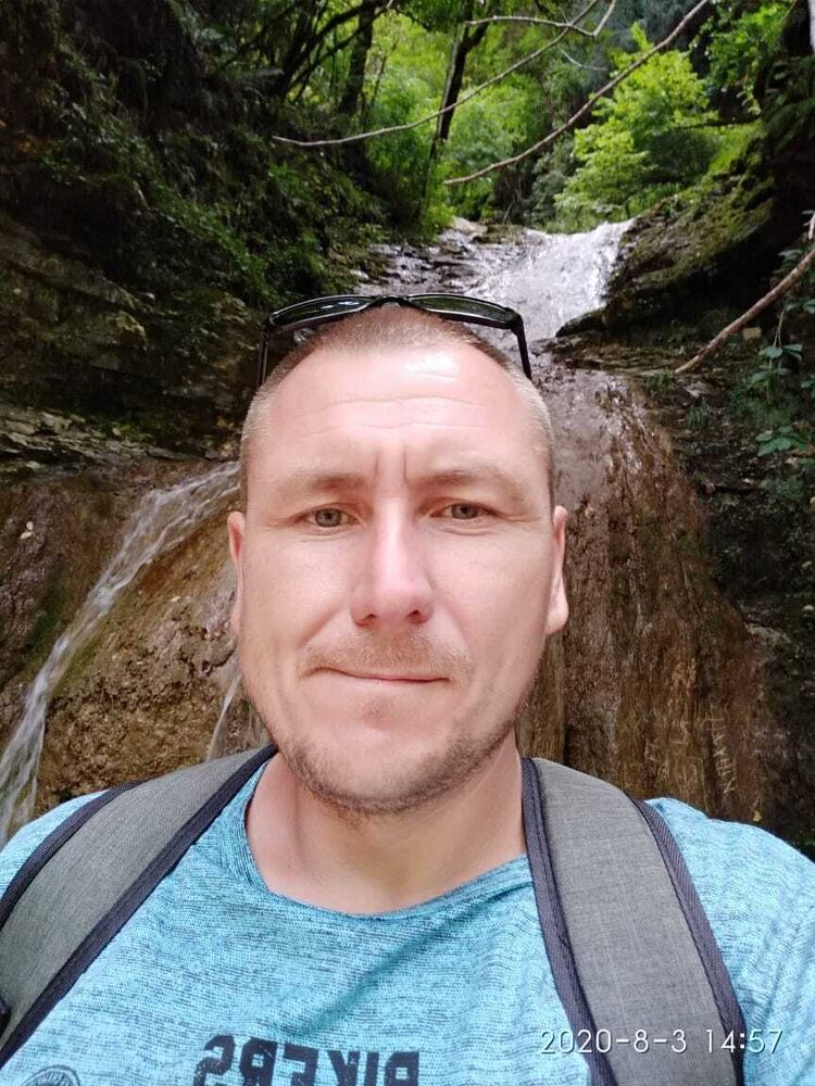  35806461  , 46 ,    -