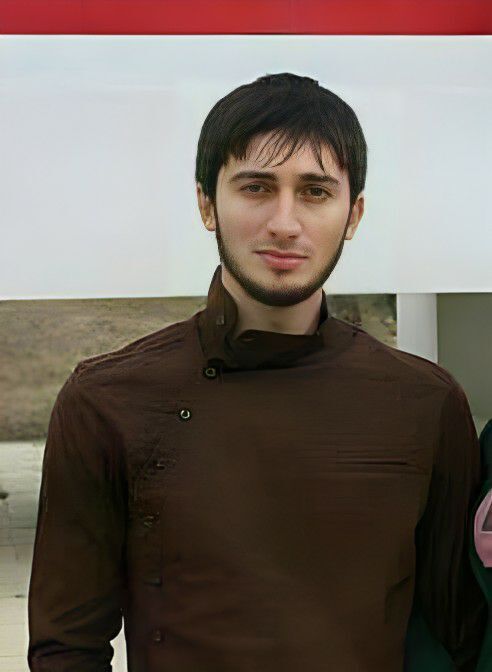  28907701  Islam, 33 ,    