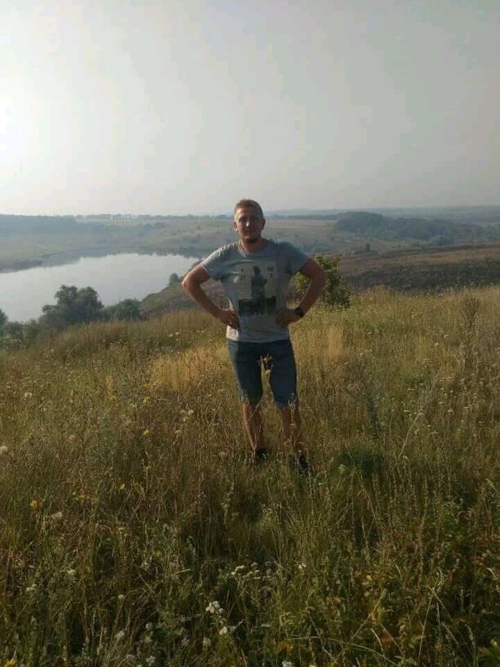  12428421  , 35 ,    