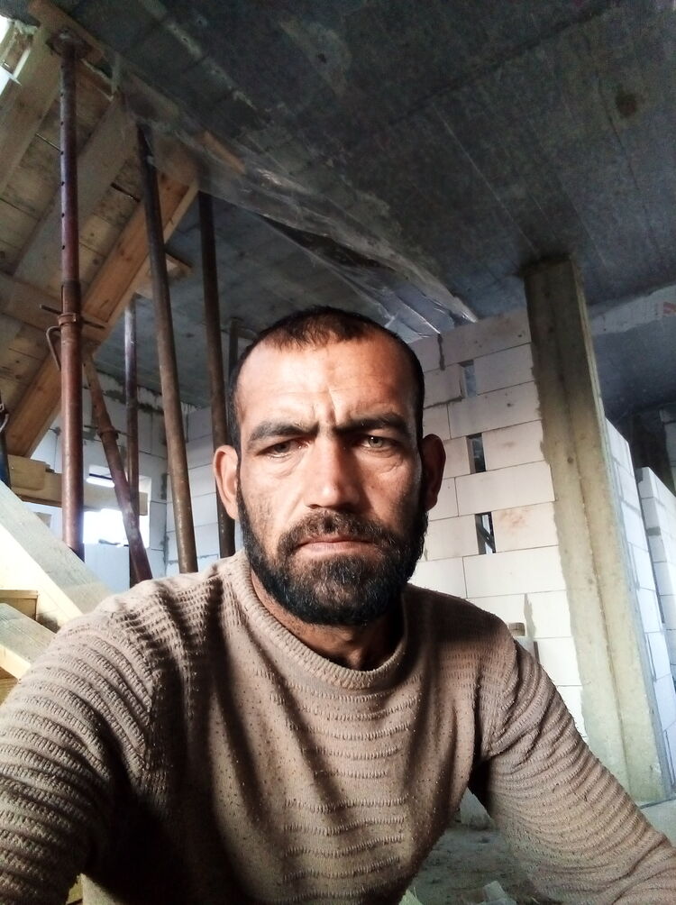  34574341  Hakim, 34 ,    