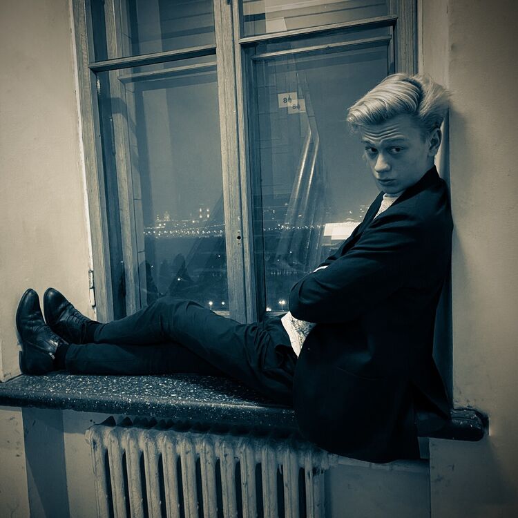 ���� 27361351 ����� ������, 24 ����, ���� ���������� � ������