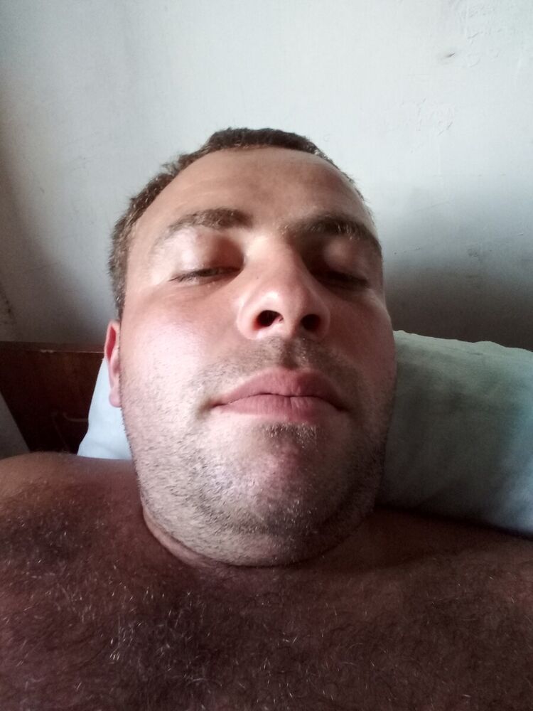  ,   Irakli, 34 ,   ,   , c 