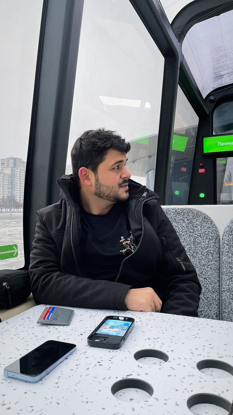 ���������� ������, ���� ������� Varun Kalra, 33 ����, ������������ ��� ������, ����� � ���������