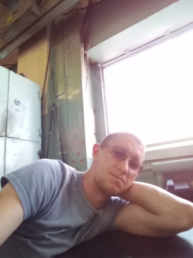  10516661  , 41 ,    
