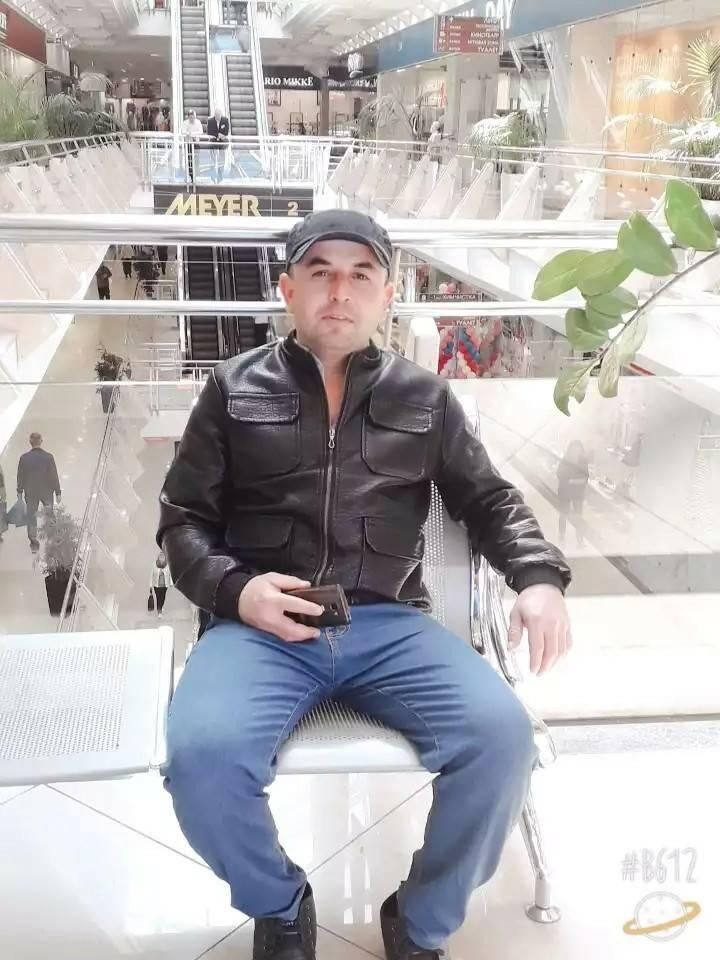  26072331  Zurab, 41 ,    